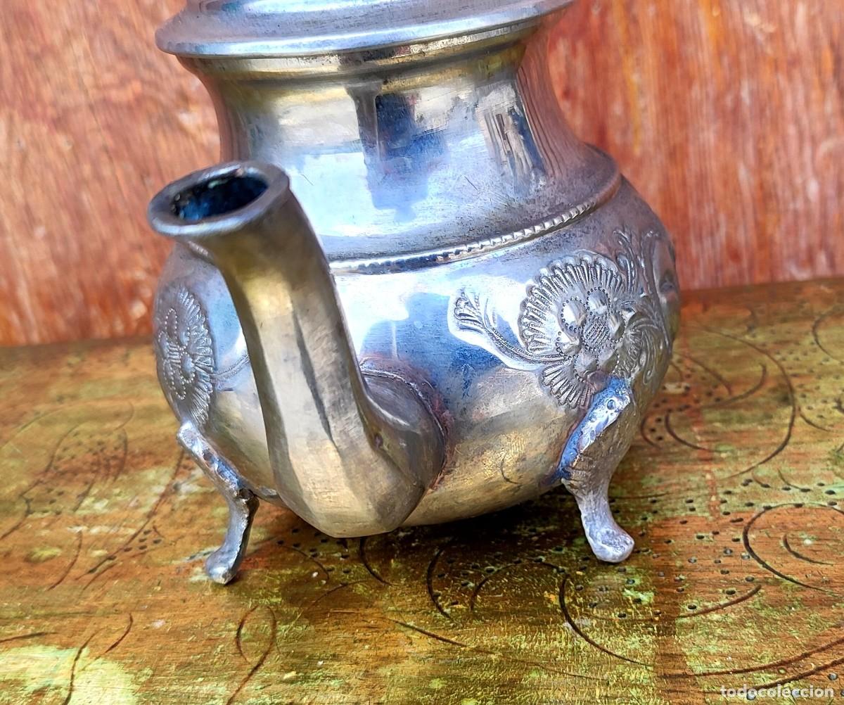 Antig&uuml;edades: Tetera moruna en metal plateado - Foto 4