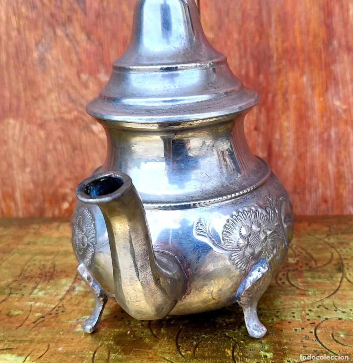 Antig&uuml;edades: Tetera moruna en metal plateado - Foto 5