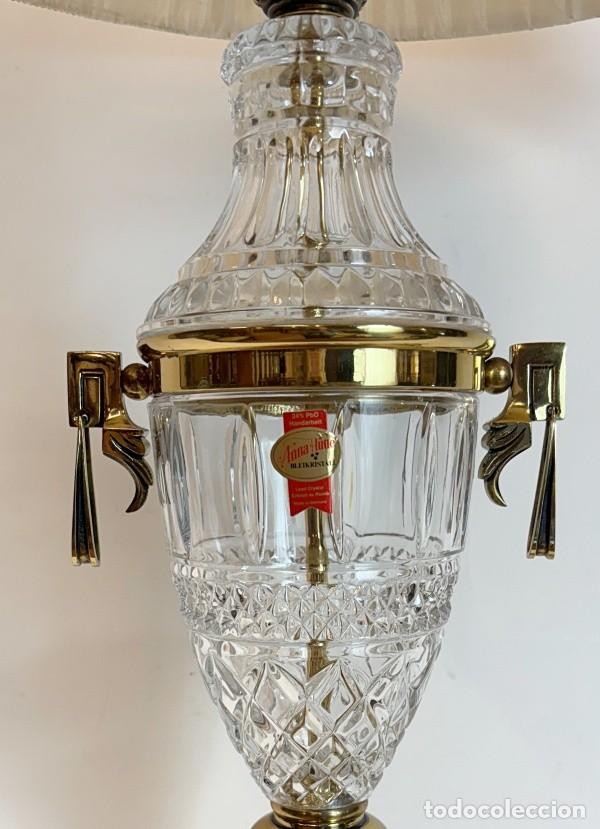 Antig&uuml;edades: L&aacute;mpara de Sobremesa Bronce y Cristal - Foto 6