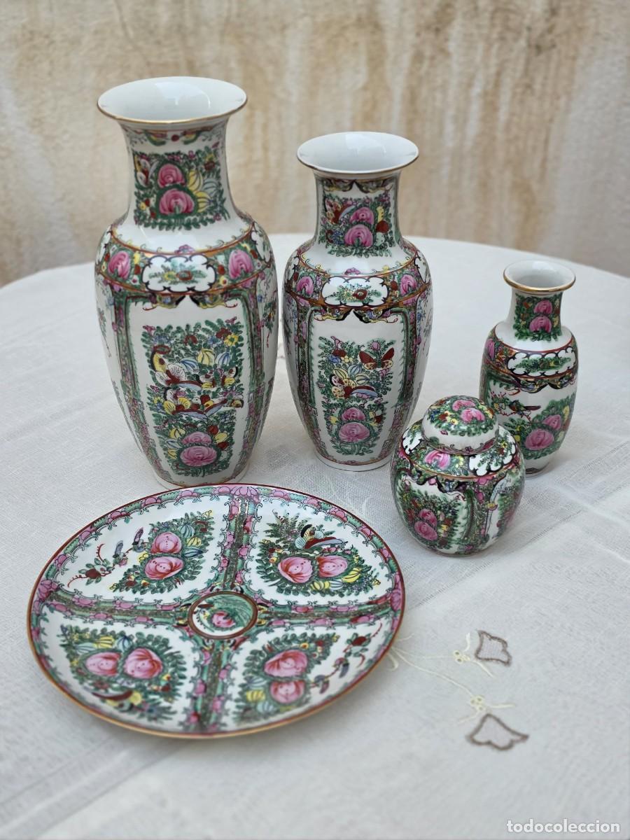 Antig&uuml;edades: 5 piezas Preciosas jarrones y plato - Foto 1
