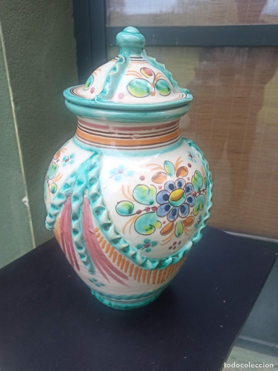 Antig&uuml;edades: Jarron con tapa Talavera 35 cm - Foto 1