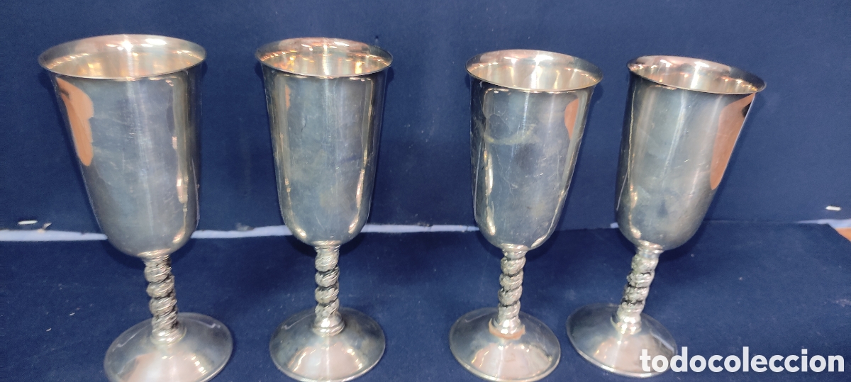 Antig&uuml;edades: Juego de 4 copas de alpaca - Foto 3