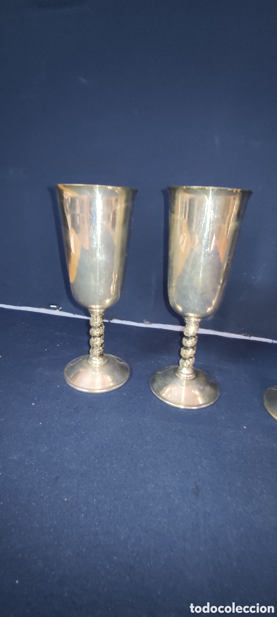 Antig&uuml;edades: Juego de 4 copas de alpaca - Foto 4