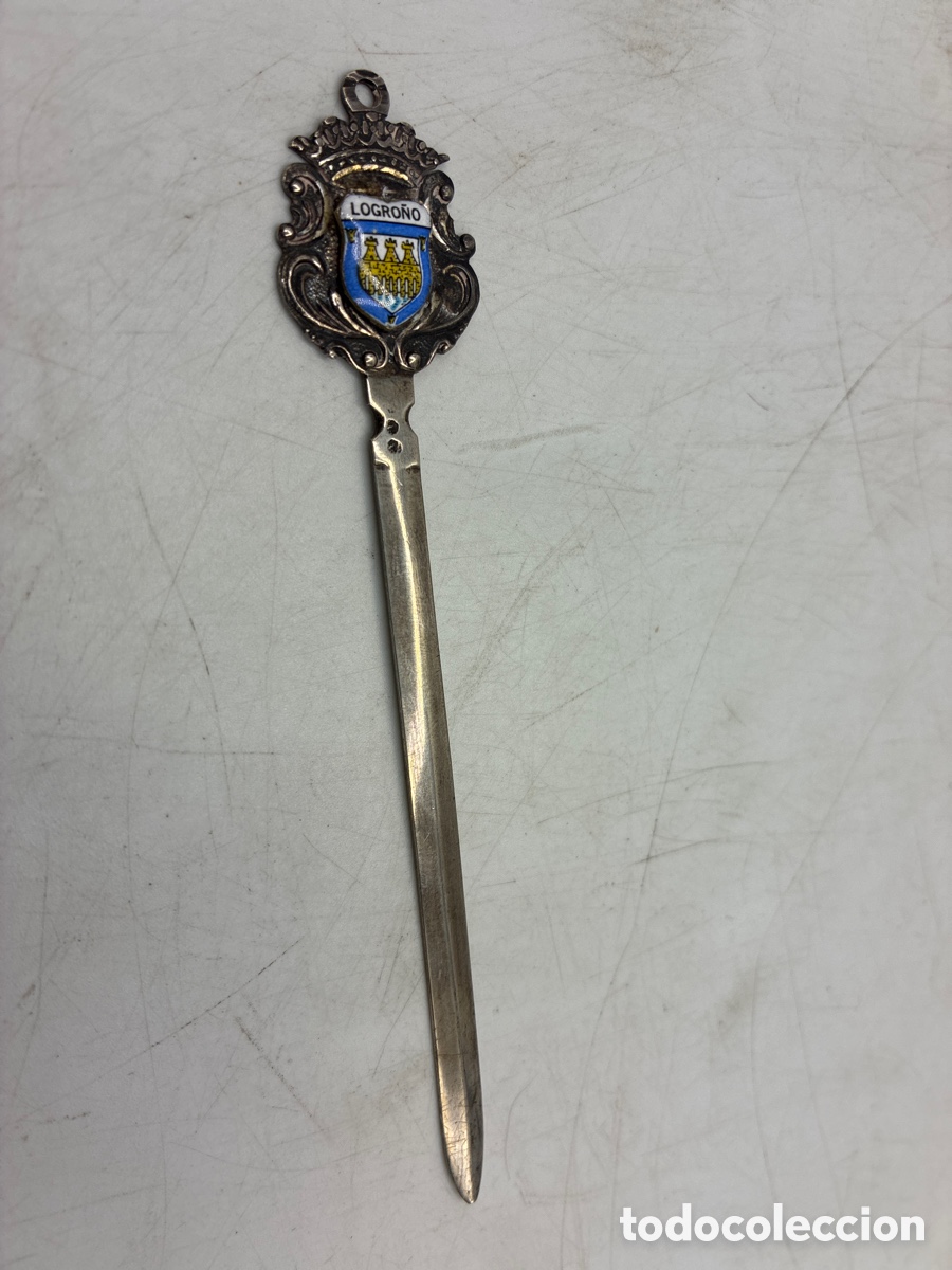 Antig&uuml;edades: Abrecartas con escudo de Logro&ntilde;o. - Foto 3