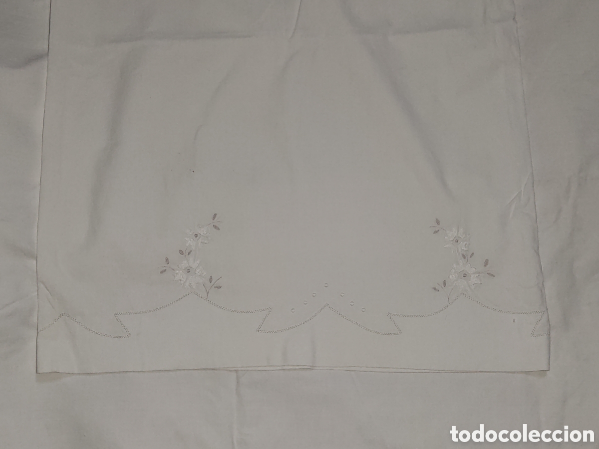 Antig&uuml;edades: Antiguo Juego de cama de algod&oacute;n bordado. - Foto 2