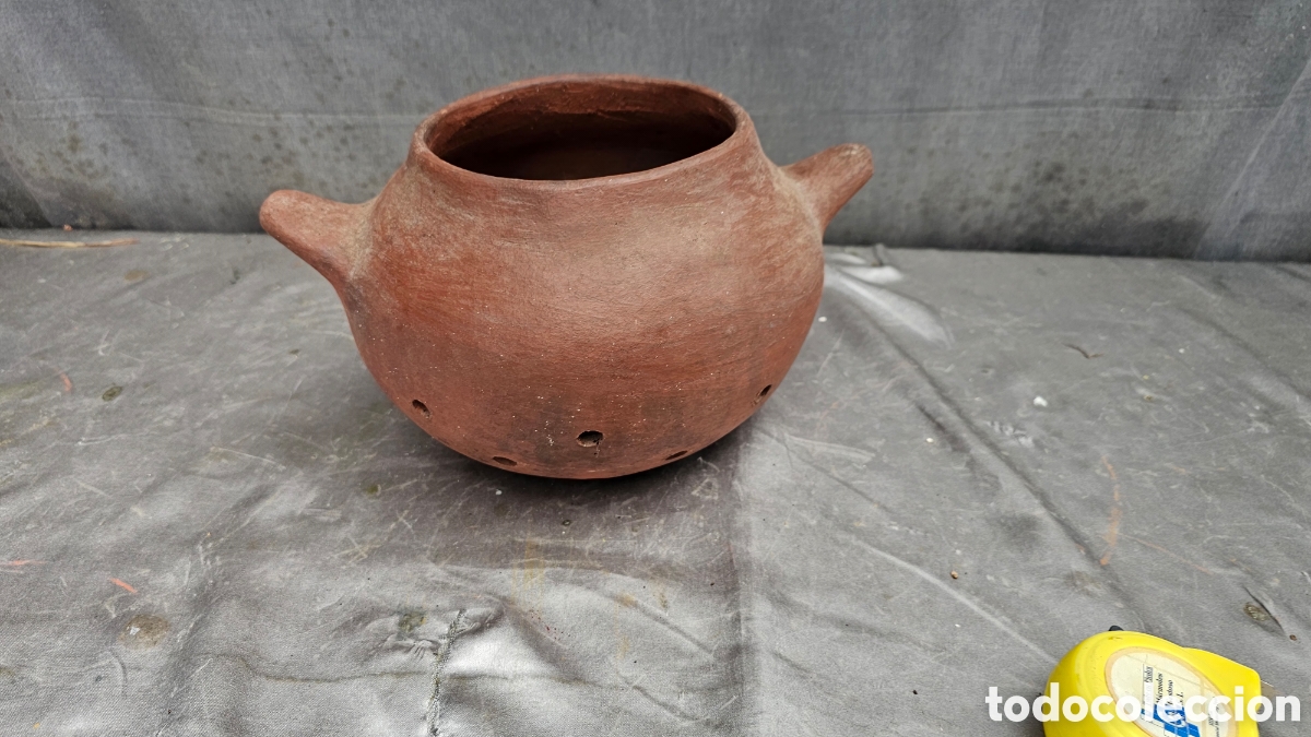 Antiques: Bonito asador de casta&ntilde;as canario de barro