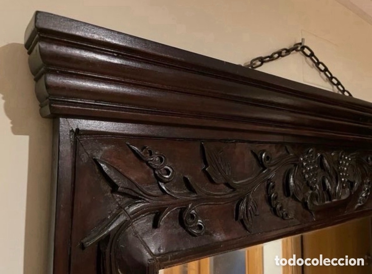Antig&uuml;edades: Espejo antiguo de madera maciza tallada - Foto 1