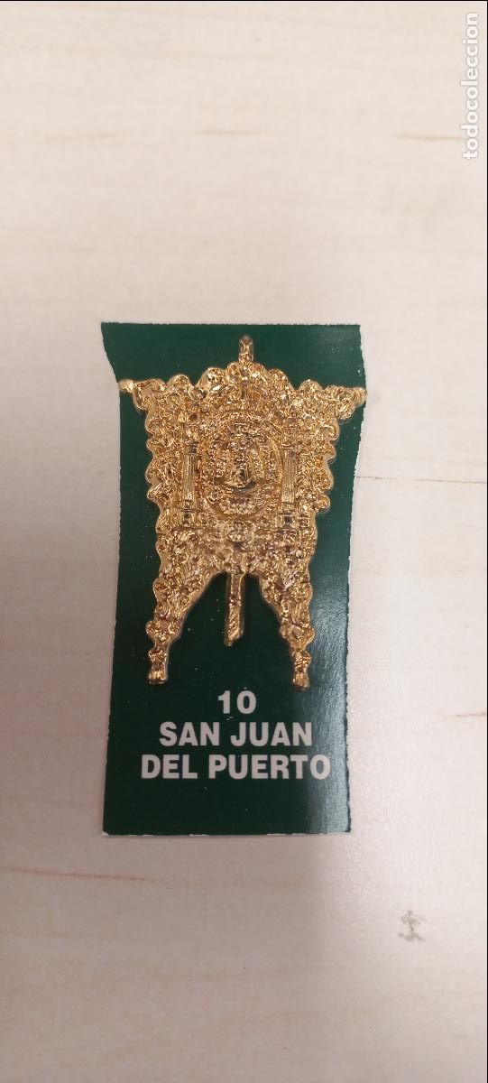 Antig&uuml;edades: SAN JUAN DEL PUERTO. 10. ESTANDARTE DE HERMANDAD ROCIERA. VIRGEN DEL ROCIO MINIATURA INSIGNIA.