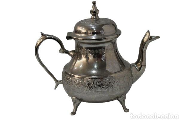 Antig&uuml;edades: Tetera marroqu&iacute; tradicional