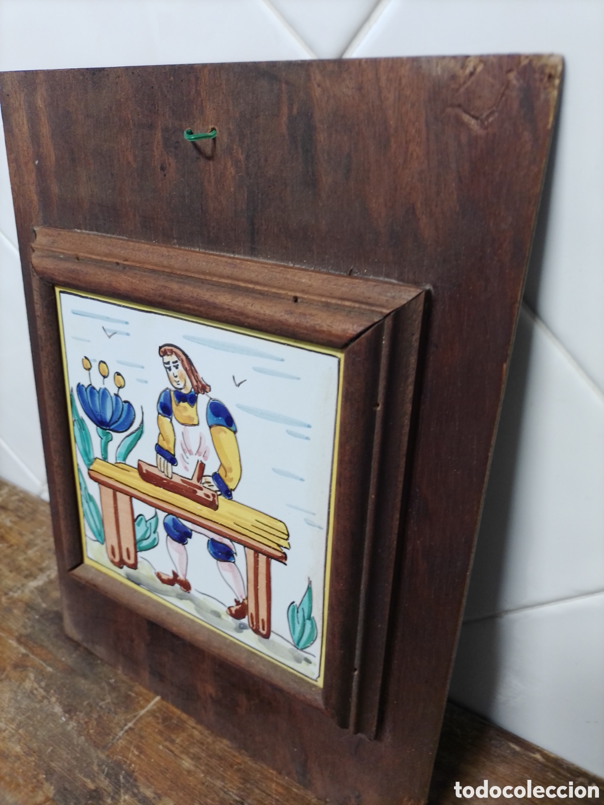 Antig&uuml;edades: Azulejo decorativo enmarcado. - Foto 4