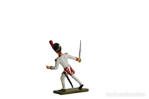 Antig&uuml;edades: Figura Oficial en posici&oacute;n de carga - Foto 3