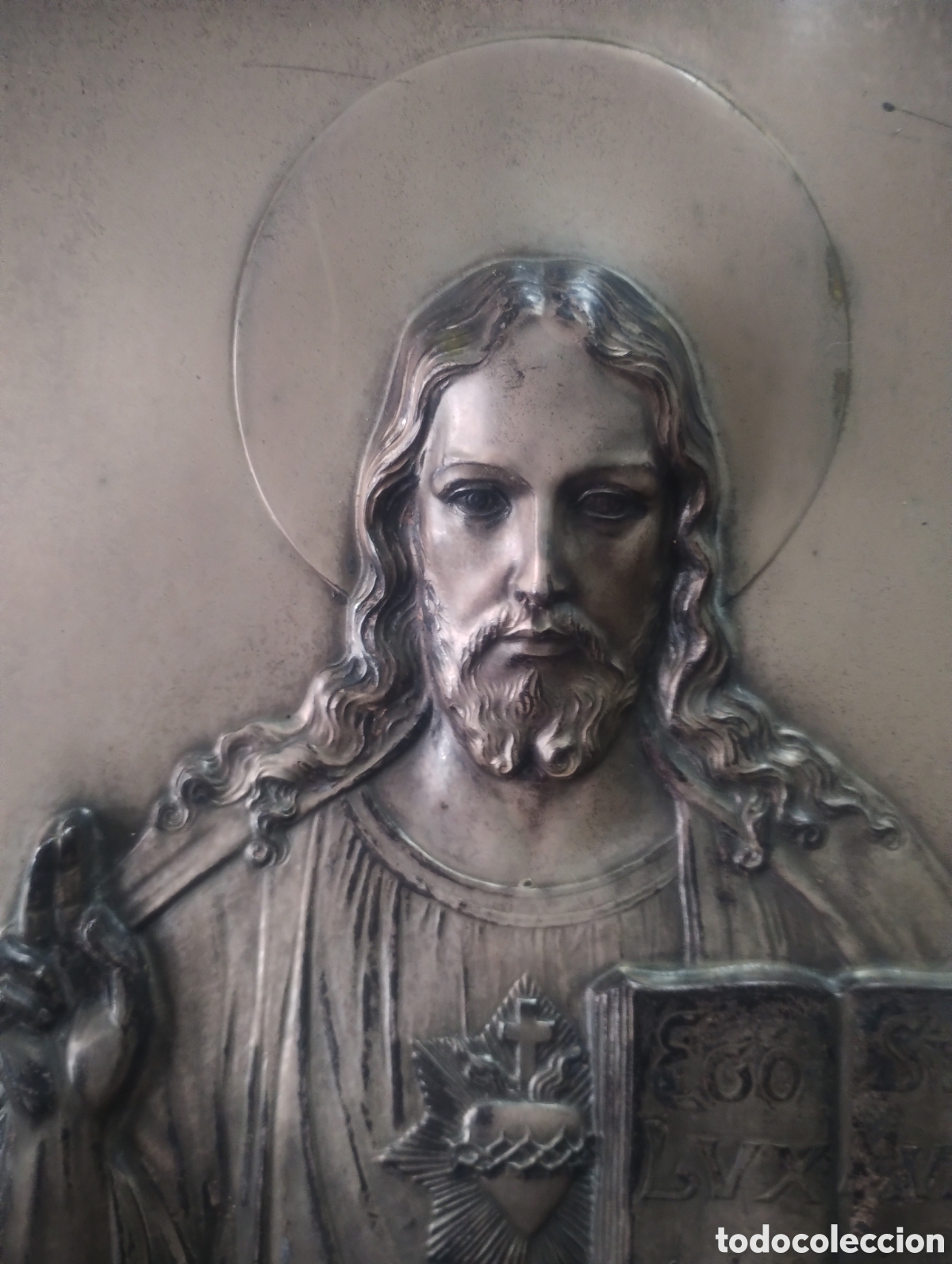 Antig&uuml;edades: Cuadro de &rdquo;Sagrado Coraz&oacute;n&rdquo; en metal plateado - Foto 3
