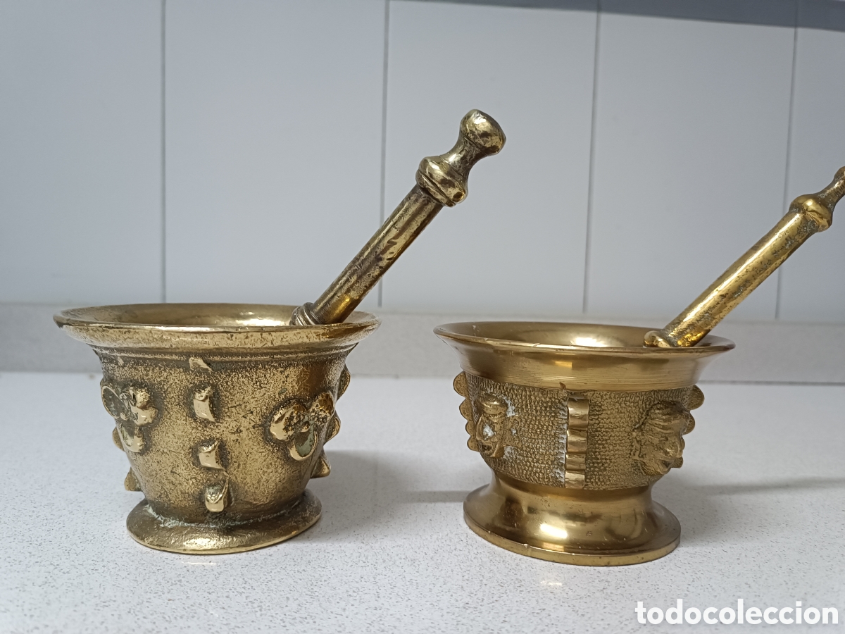 Antig&uuml;edades: Conjunto de 2 morteros bronce. - Foto 1