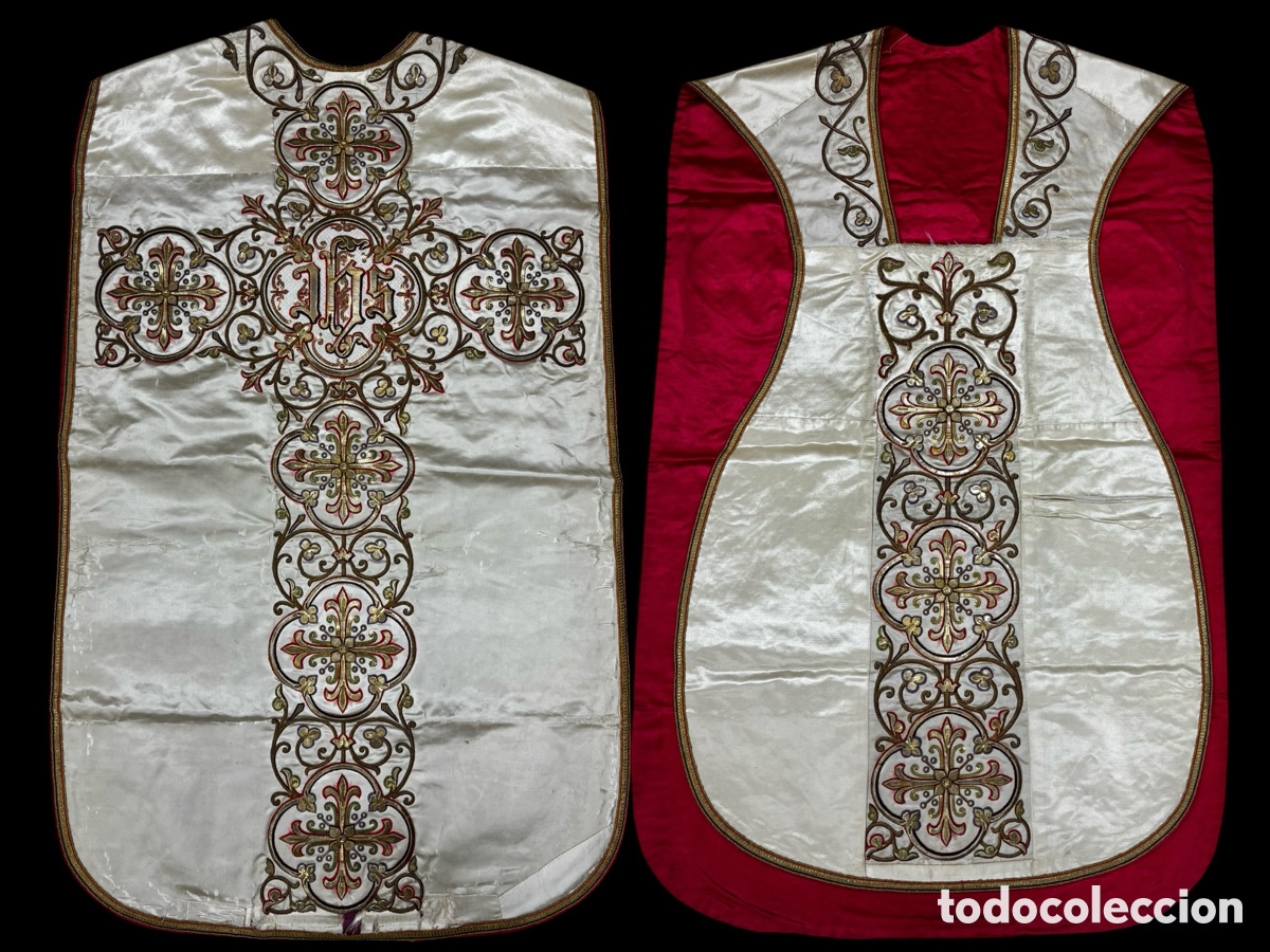 Antig&uuml;edades: Casulla bordada en oro. - Foto 1