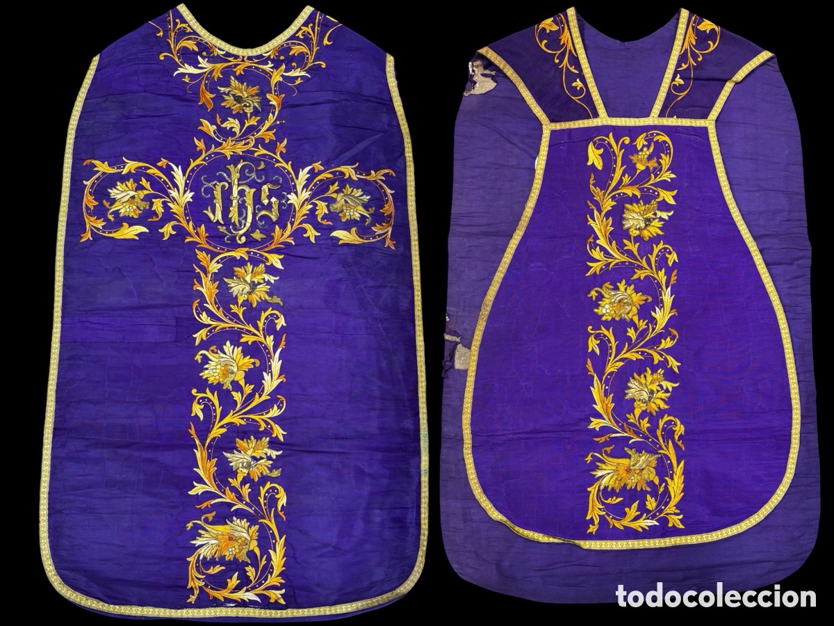 Antiques: Casulla bordada en oro.