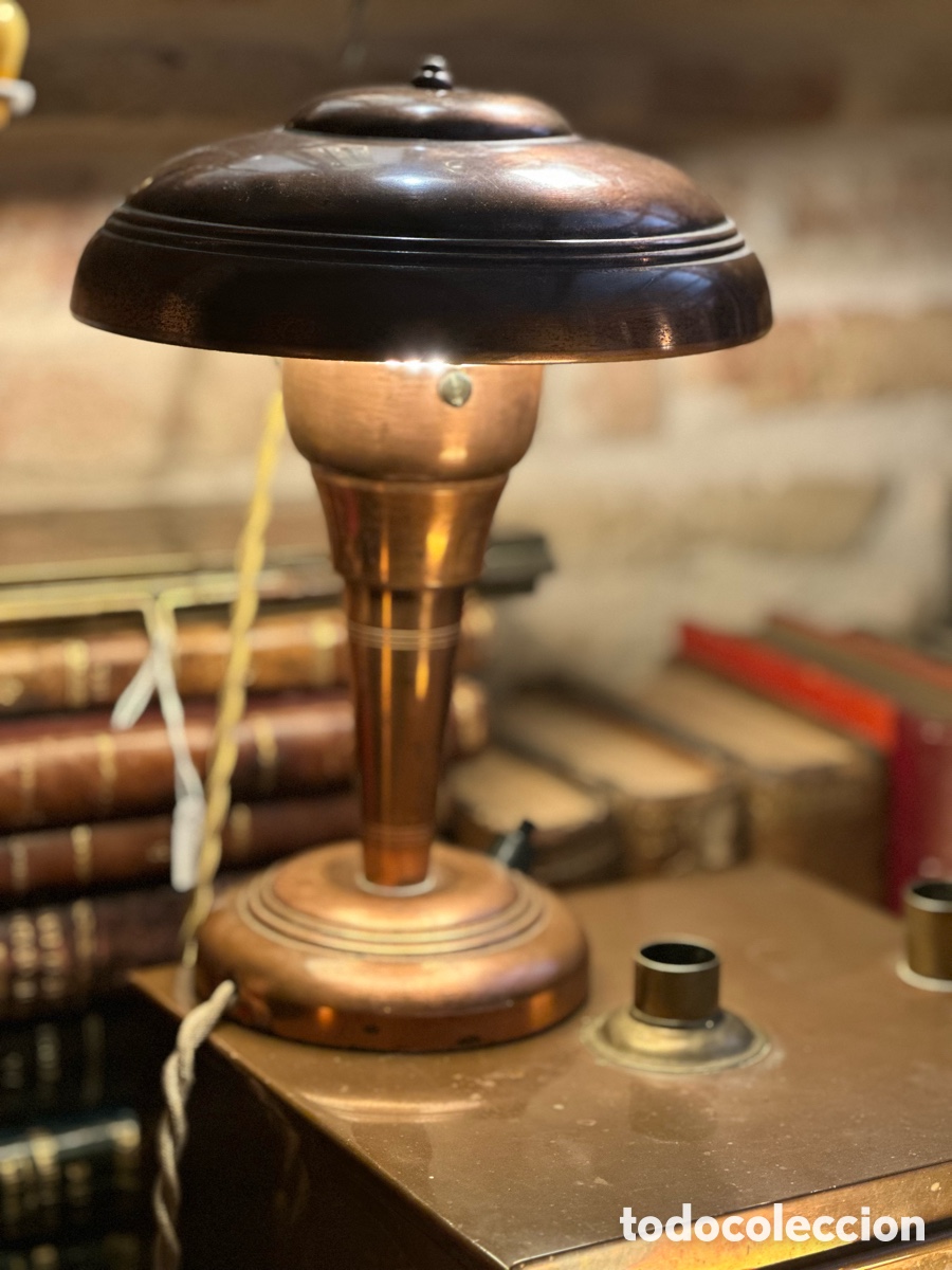 Antiguidades: Antigua L&aacute;mpara de Sobremesa Art D&eacute;co Cobre y Lat&oacute;n Dise&ntilde;o Vintage tipo seta