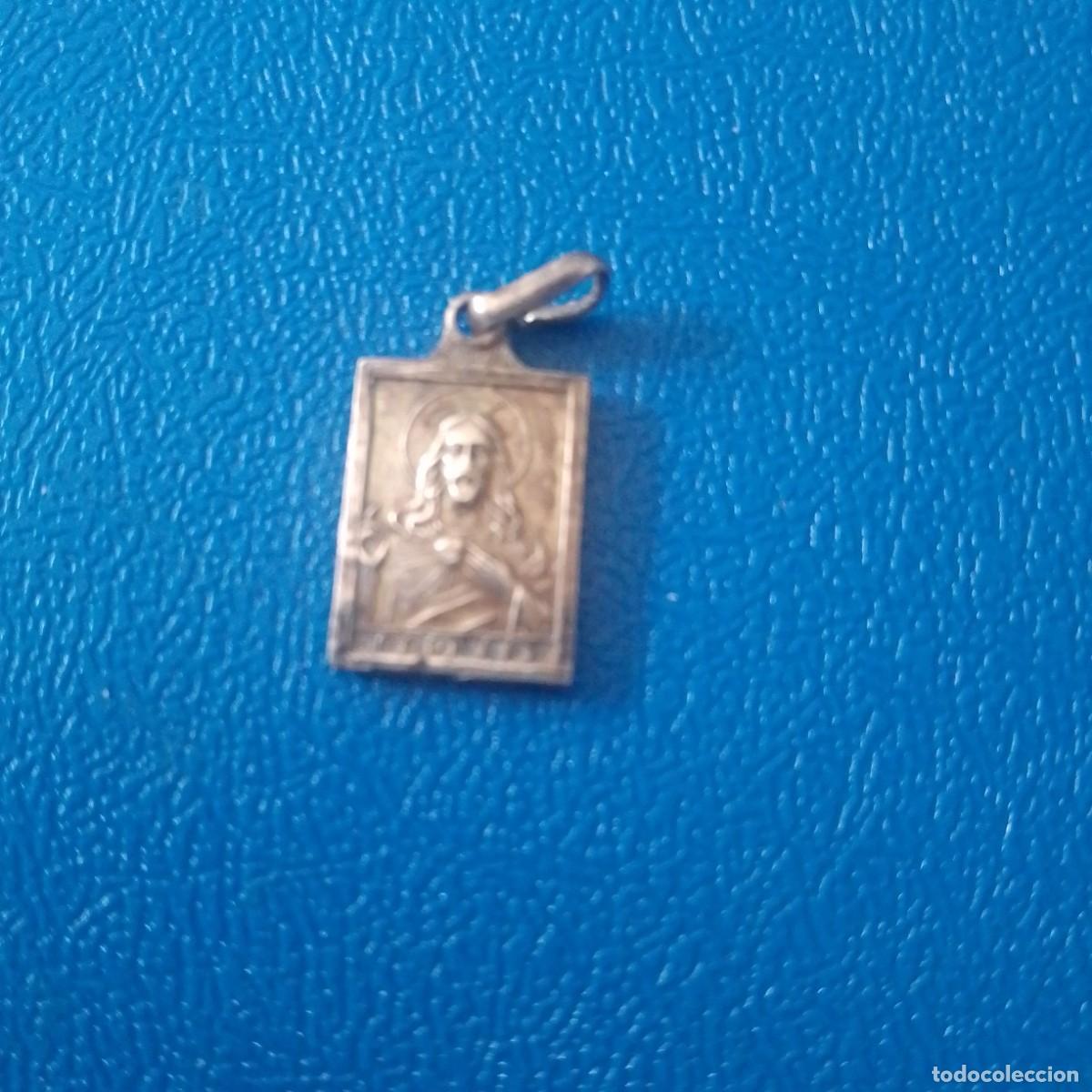 Antig&uuml;edades: Antiguo escapulario en plata/S.Corazon V.Carmen - Foto 1