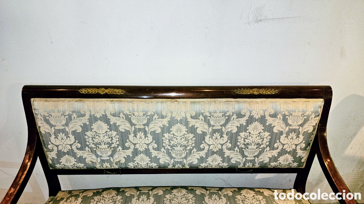Antig&uuml;edades: Conjunto de sof&aacute; y sillas - Foto 3