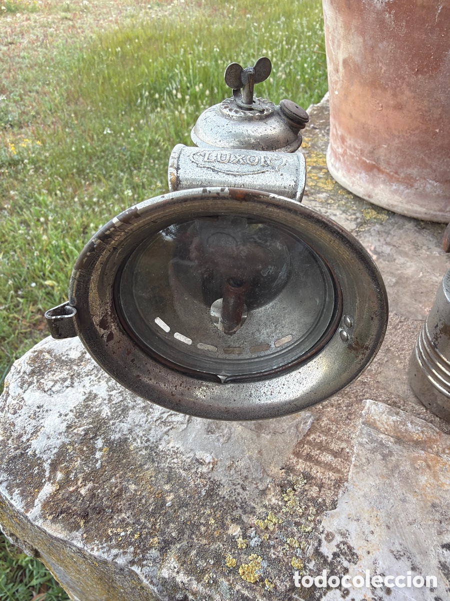 Antig&uuml;edades: faros antiguos de bicicleta de carburo (acetileno)