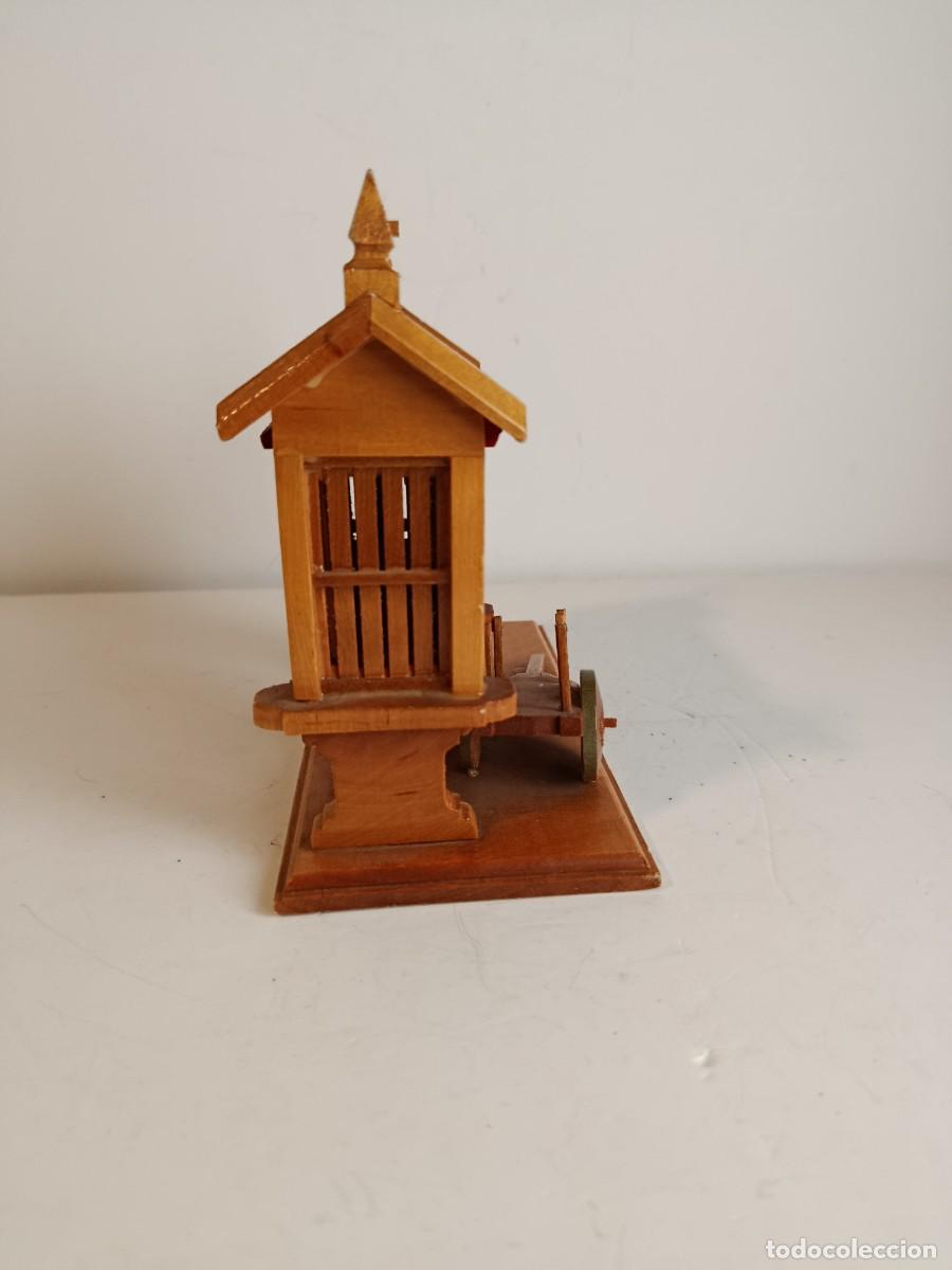 Antig&uuml;edades: HORREO DE MADERA ANTIGUO. MELIDE - Foto 3