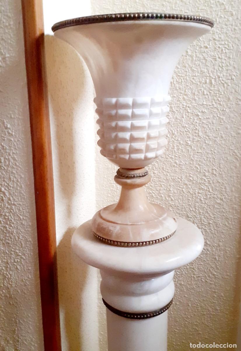Antig&uuml;edades: Columna y jarron de alabastro - Foto 1