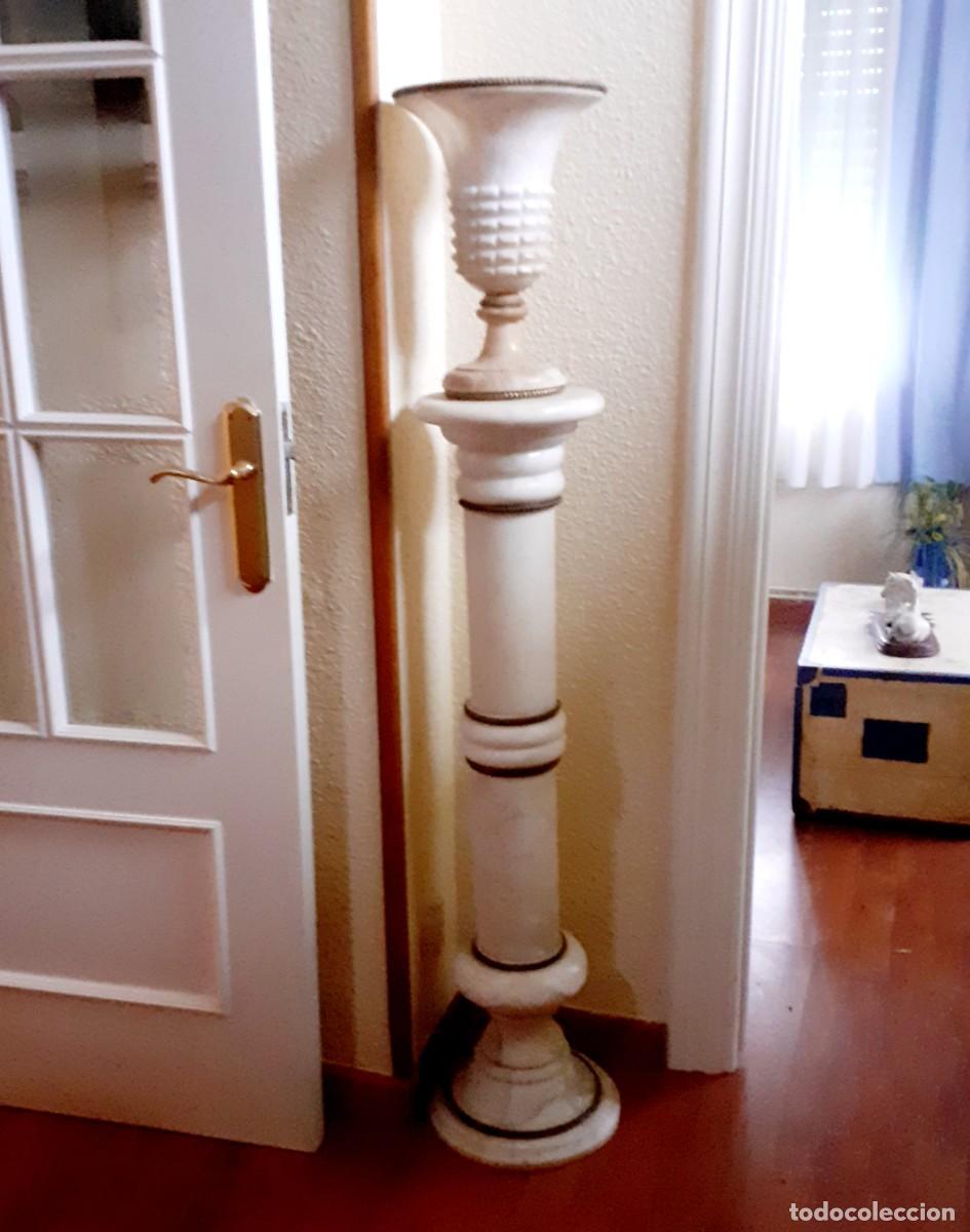 Antig&uuml;edades: Columna y jarron de alabastro - Foto 2
