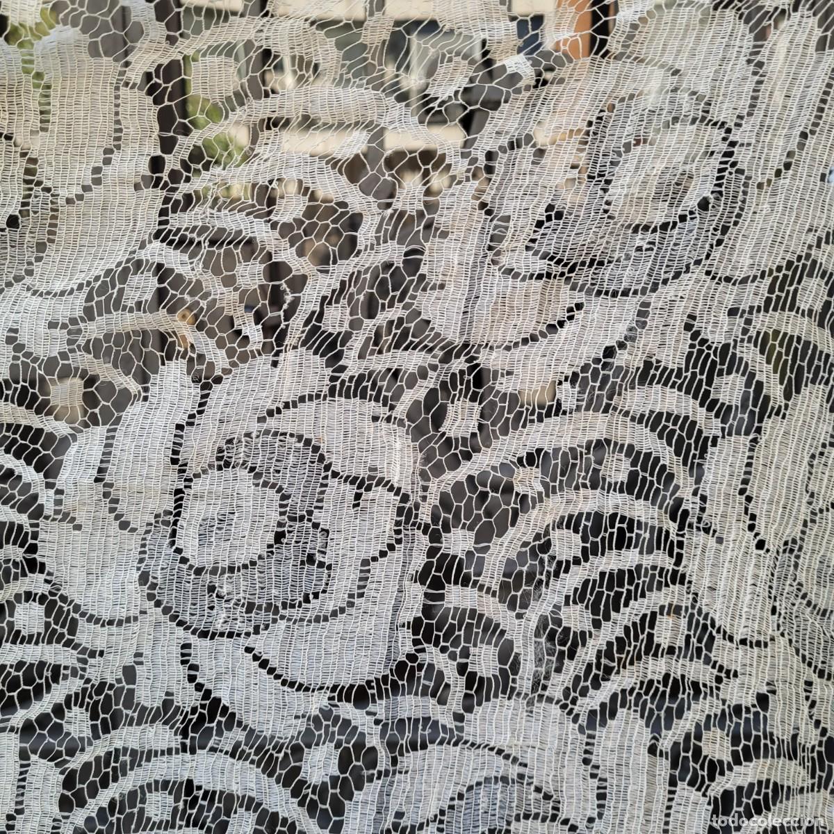Antig&uuml;edades: Antigua Mantilla de encaje blanco - Foto 13