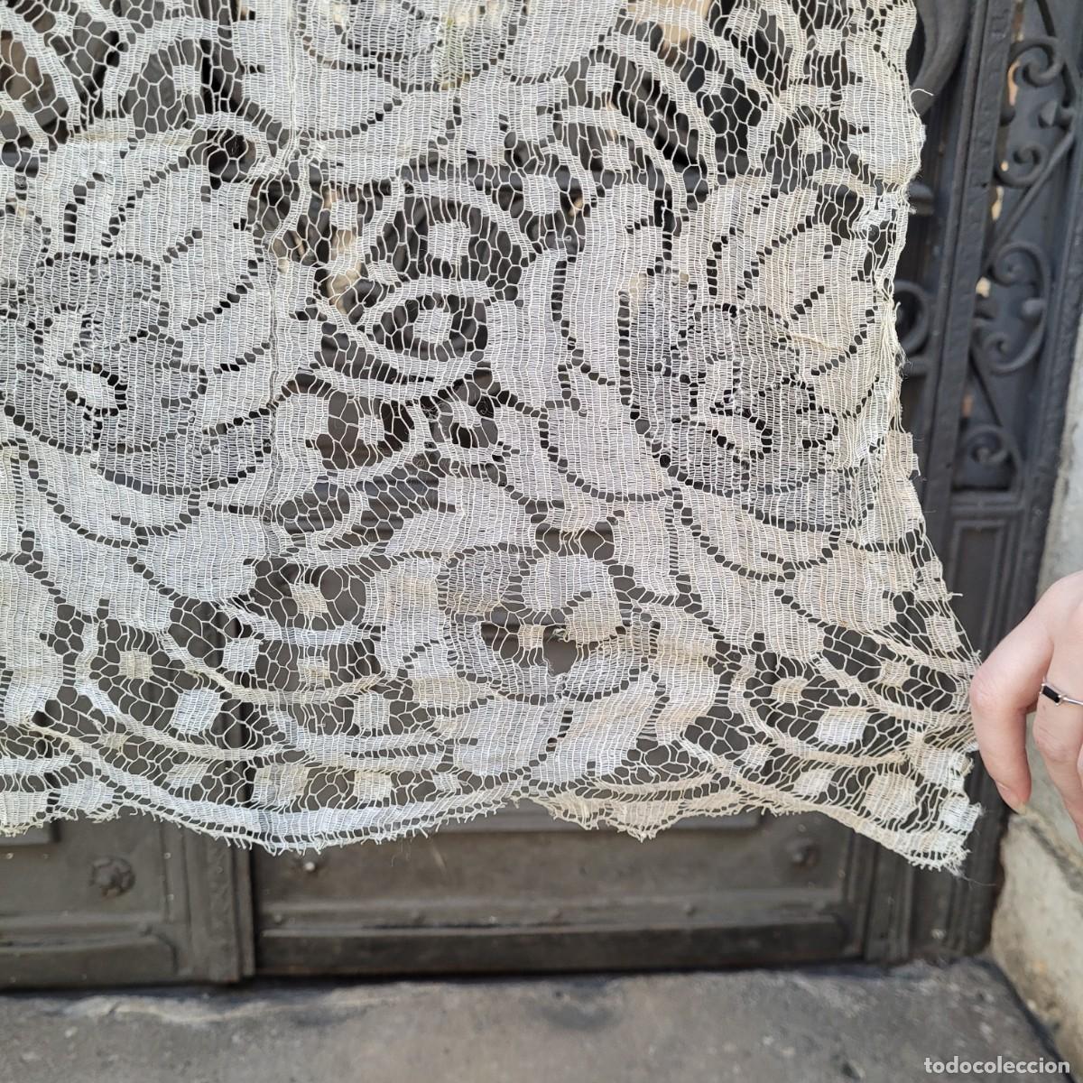 Antig&uuml;edades: Antigua Mantilla de encaje blanco - Foto 15