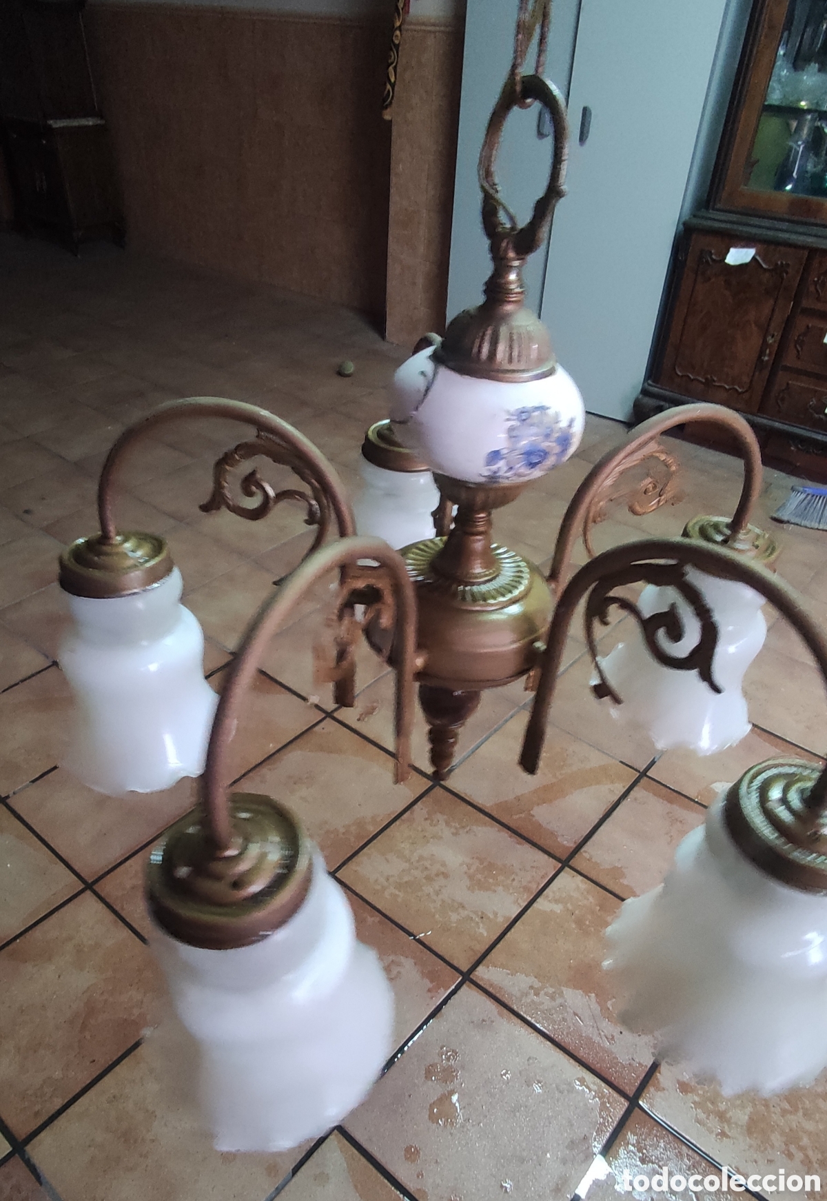 Antig&uuml;edades: Lampara e techo, laton, cer&aacute;mica - Foto 1