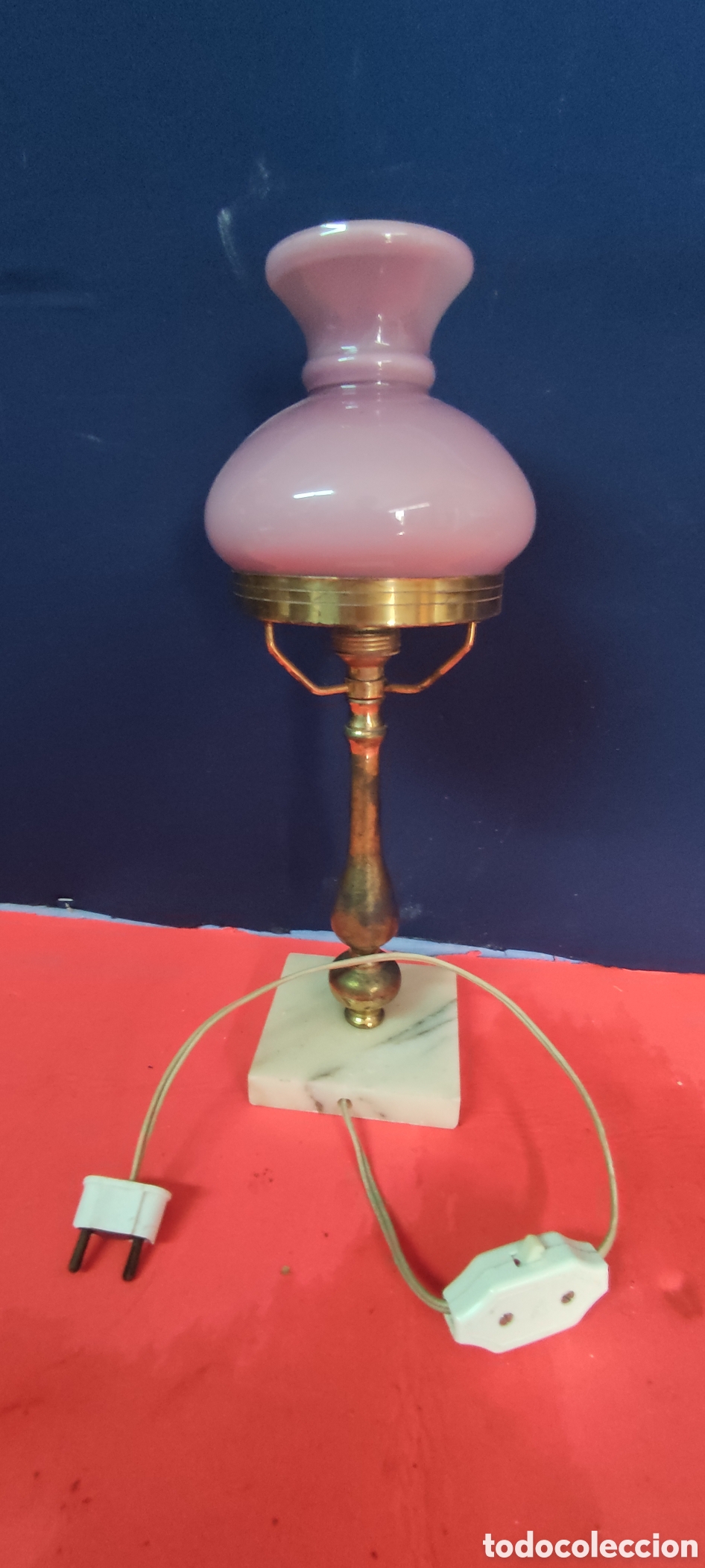 Antig&uuml;edades: Antigua lampara de mesa - Foto 2