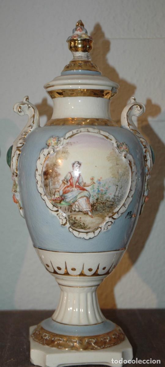 Antig&uuml;edades: JARRON DE PORCELANA AZUL - Foto 1
