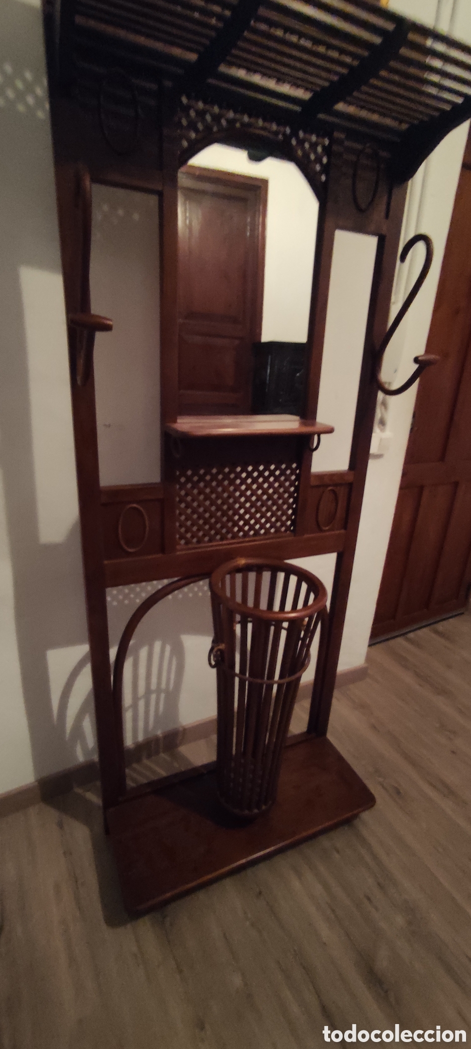 Antig&uuml;edades: Mueble recibidor tipo Thonet - Foto 3