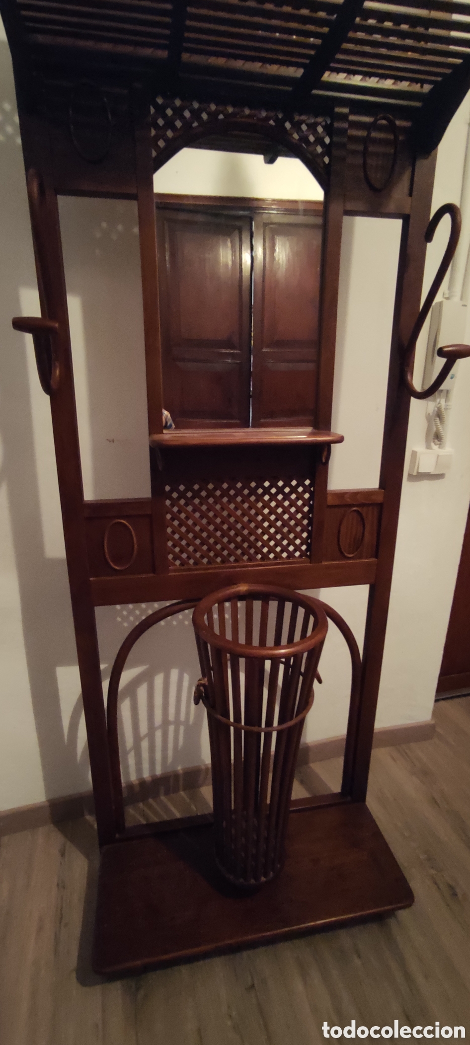 Antig&uuml;edades: Mueble recibidor tipo Thonet - Foto 8