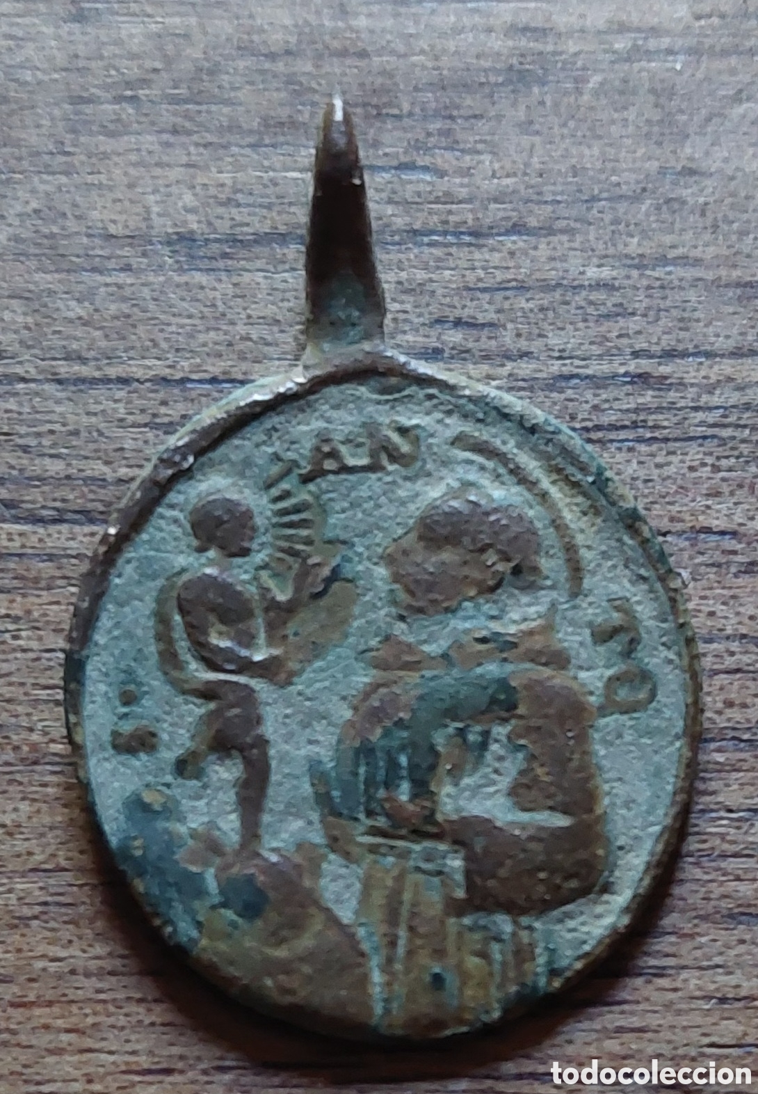 Antig&uuml;edades: Antigua medalla San Antonio
