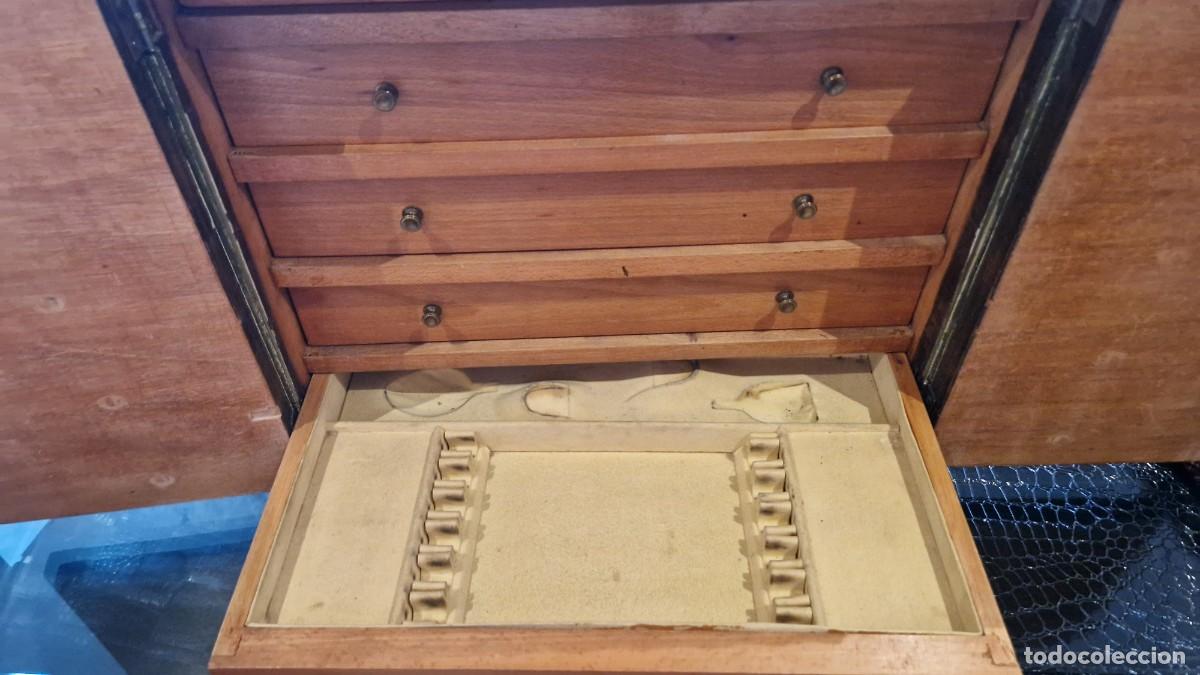 Antig&uuml;edades: Mueble cubertero con 5 cajones - Foto 9