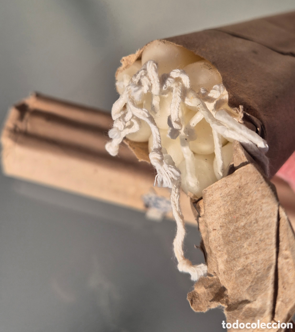 Antig&uuml;edades: Sucesor de Navarro y Compa&ntilde;&iacute;a lote 20 antiguos cirios artesanales