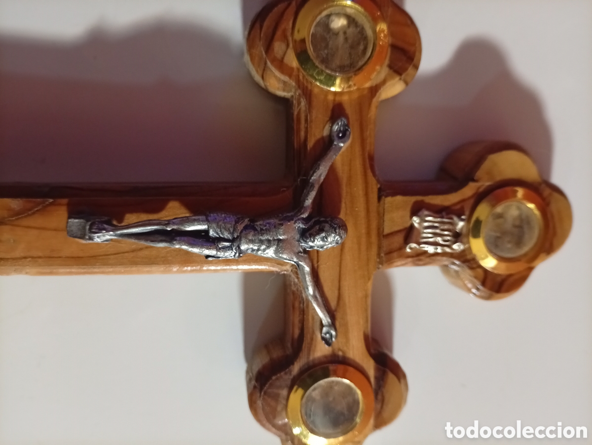 Antig&uuml;edades: Crucifijo de madera y metal - Foto 9