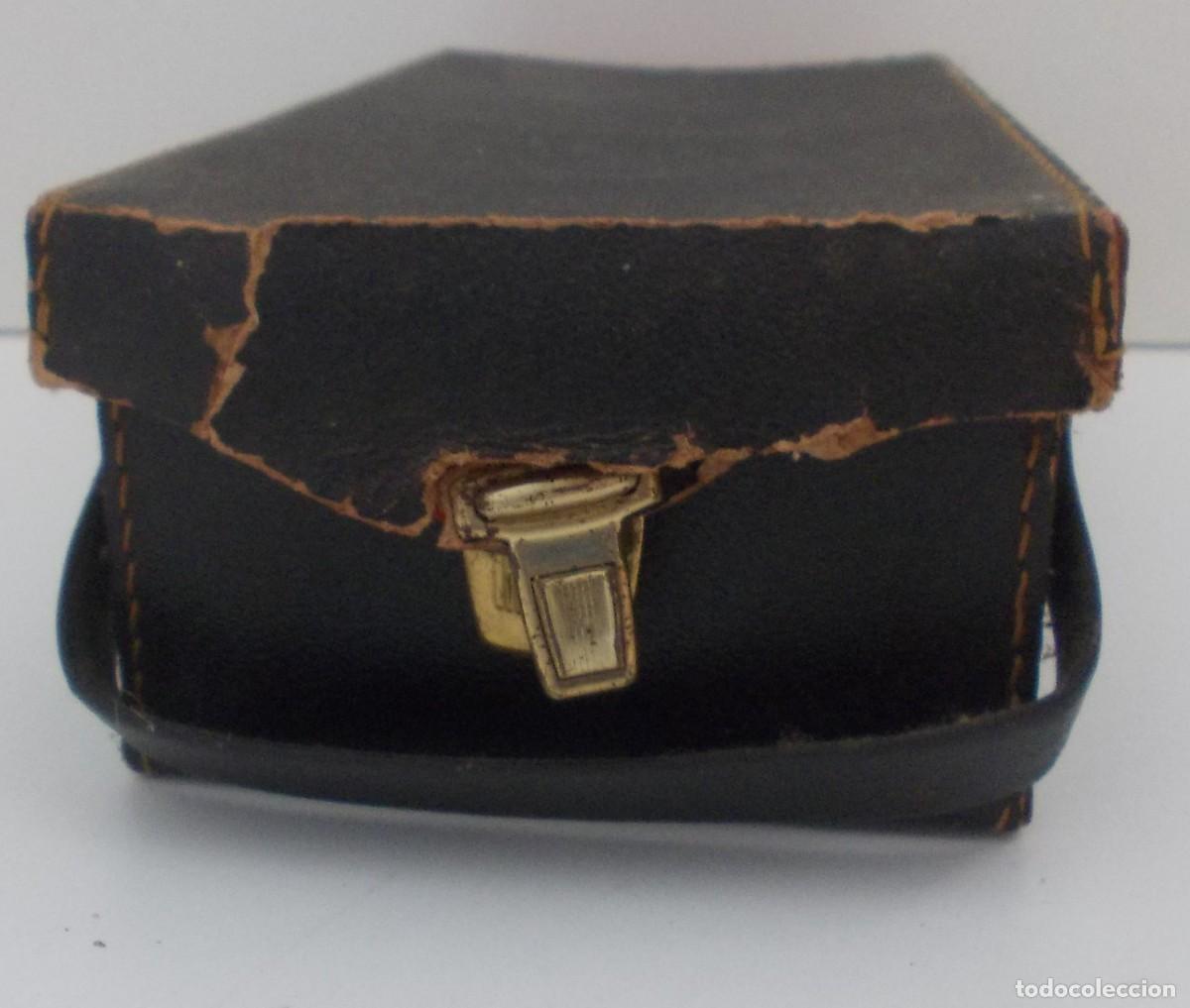Antiquit&eacute;s: Estuche vintage cart&oacute;n duro negro interior rojo caja antigua con cierre met&aacute;lico desgaste visible