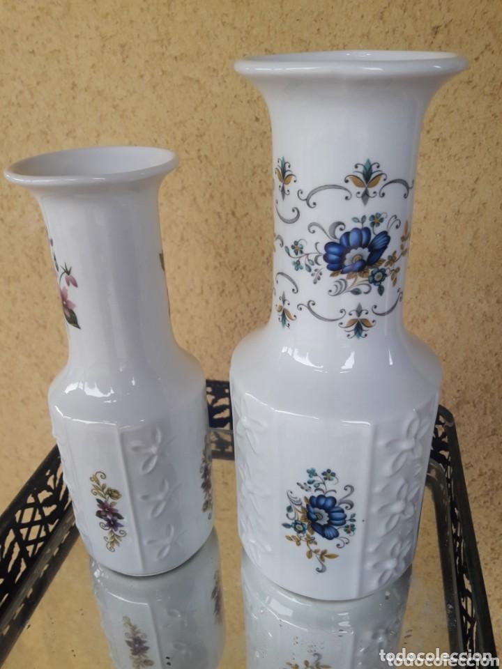 Oggetti Antichi: PAREJA DE JARRONES O FLOREROS DE FLORES