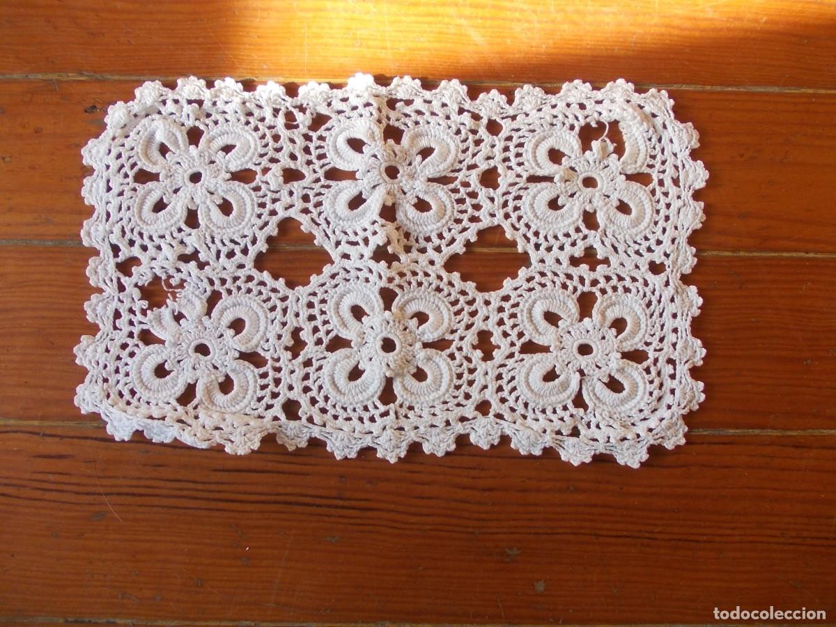 Antig&uuml;edades: Tapete ganchillo antiguo hecho a mano Encaje vintage floral artesanal decoraci&oacute;n