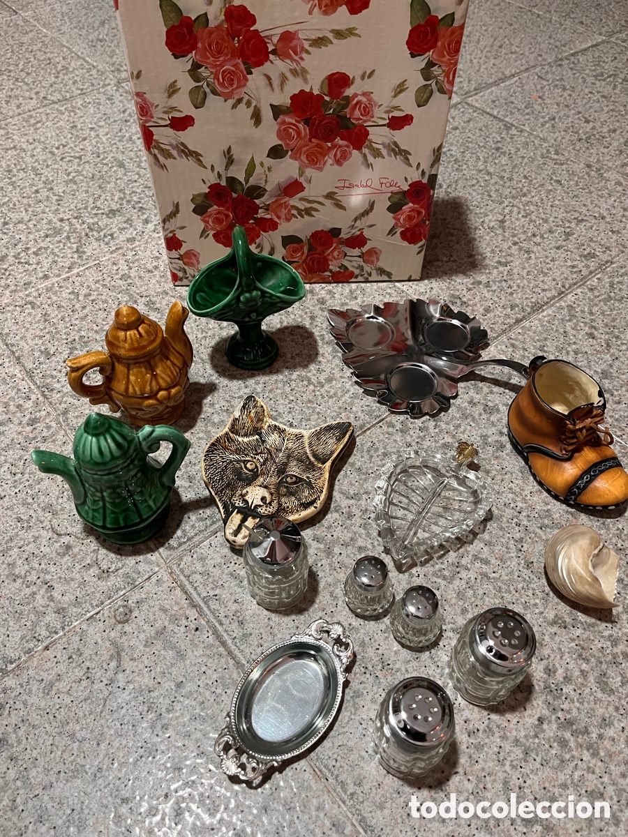 Antiguidades: Lote de antig&uuml;edades decorativas a&ntilde;os 80, cer&aacute;mica y metal