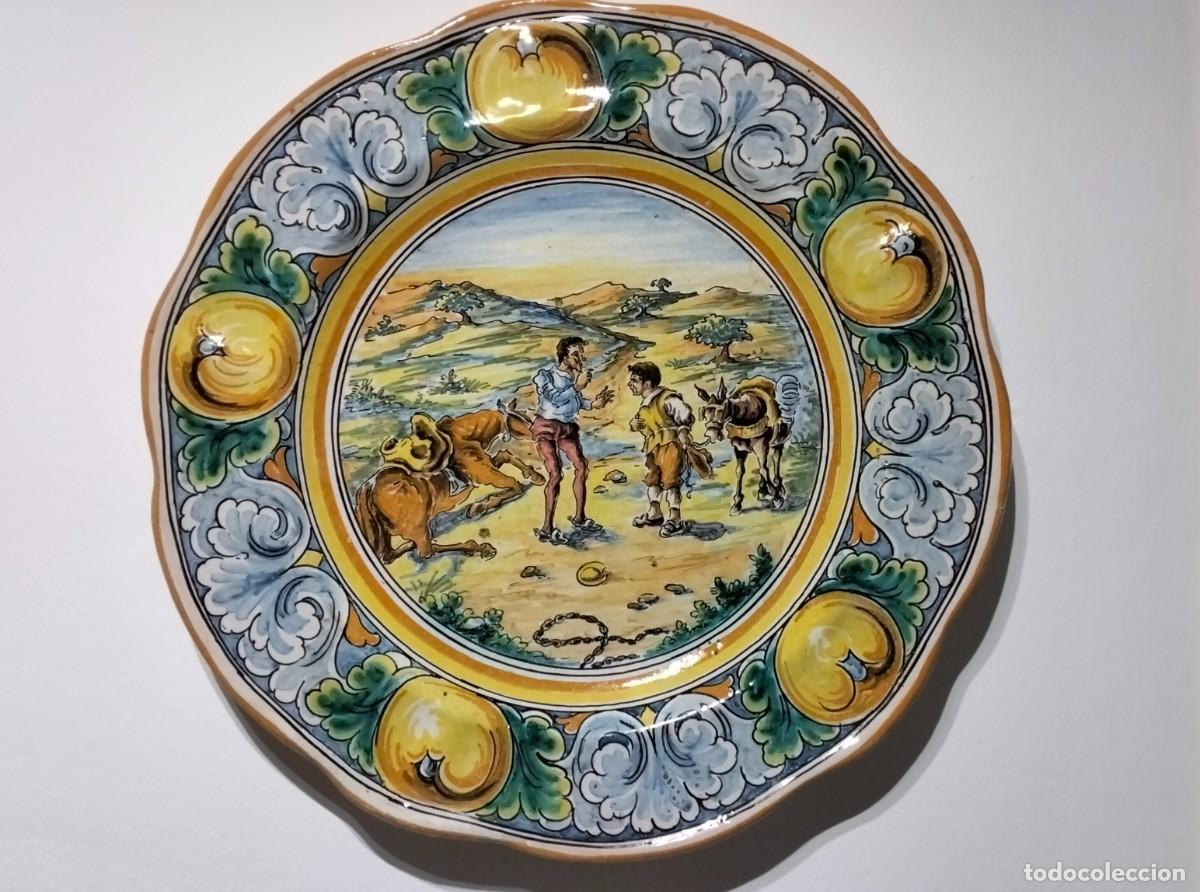 Oggetti Antichi: 46 cm !!! TALAVERA, FDO NIVEIRO. GRAN PLATO QUIJOTE. PERFECTO. A&Ntilde;OS 50
