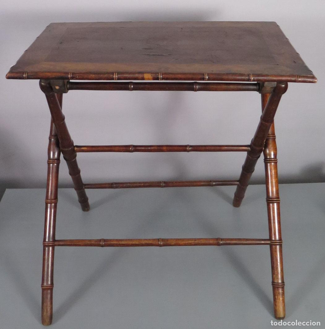 Antig&uuml;edades: MESA PLEGABLE. SOBRE MADERAS NOBLES RAIZ. SIMULANDO BAMBU. HACIA 1890