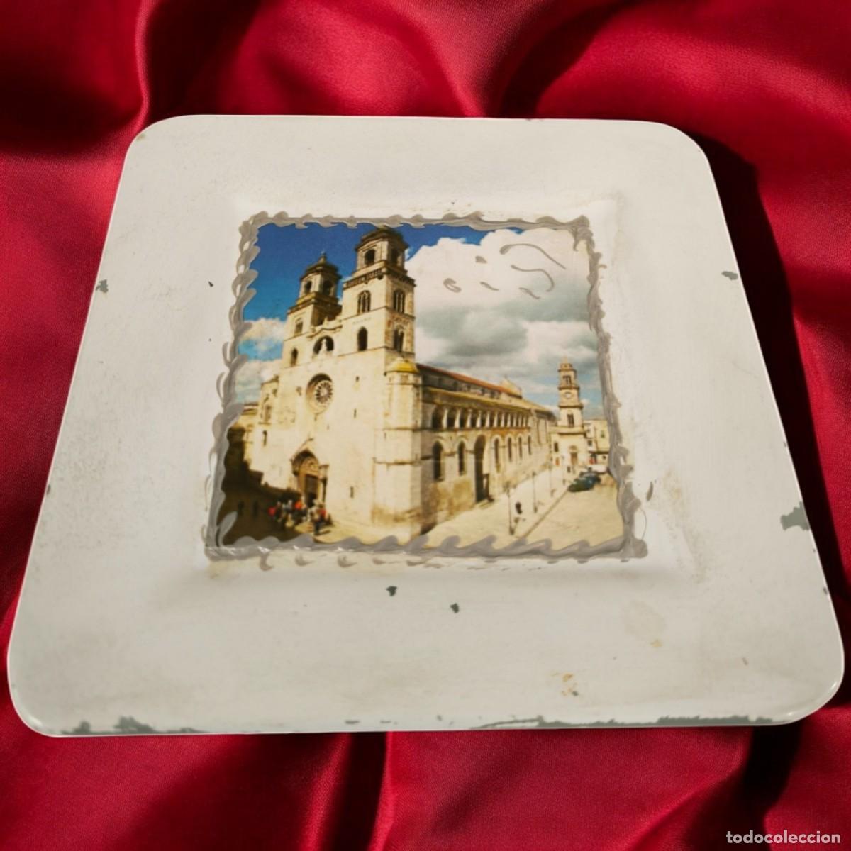 Antiquit&eacute;s: ️ Plato Decorativo de Vidrio Cuadrado &ndash; Imagen de Catedral Hist&oacute;rica &ndash; 17x17 cm