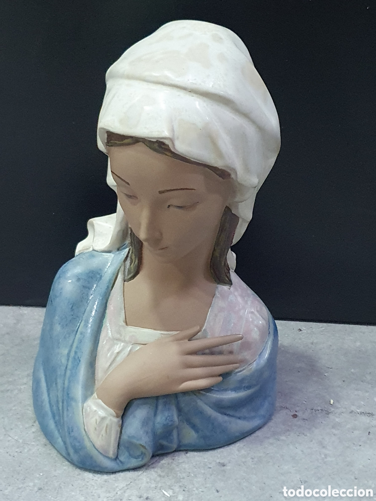 Antig&uuml;edades: SALIDA 0.01&euro;. Busto de la virgen en gres de Lladr&oacute;. (L99)