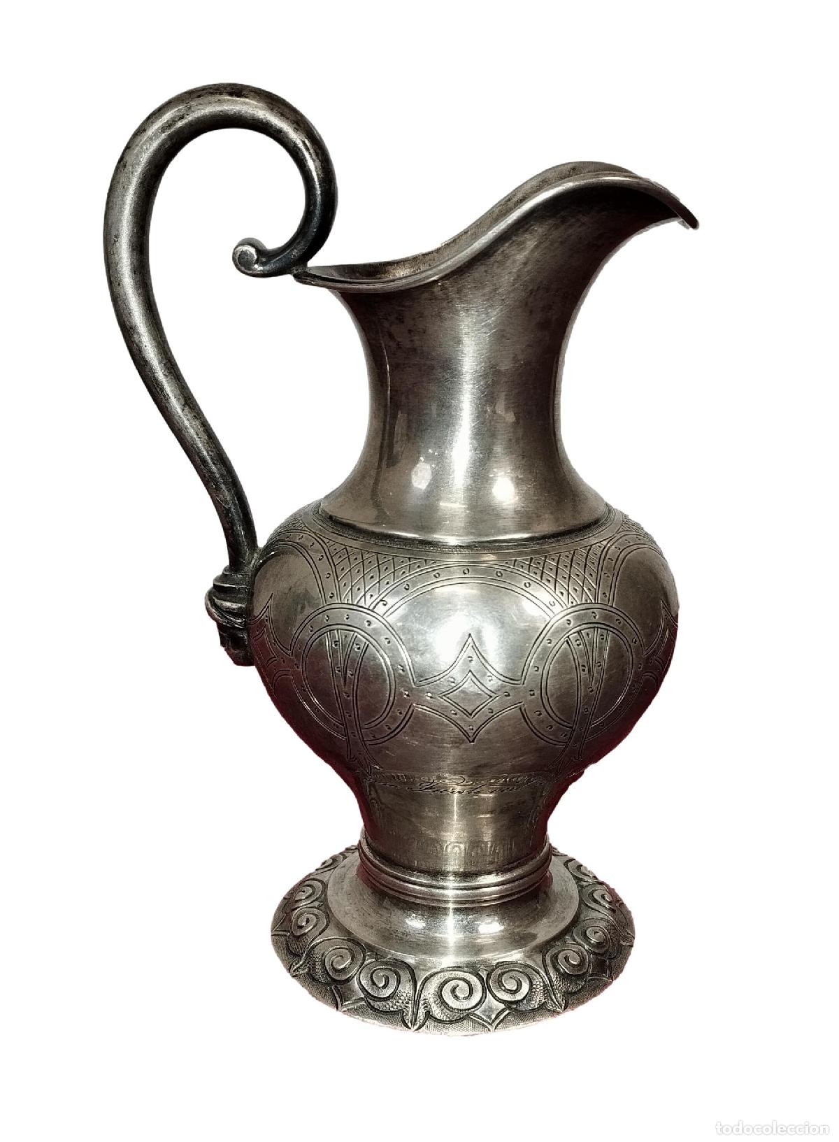 Antig&uuml;edades: B. ERLANDSSON. JARRA DE PLATA CINCELADA. CON PUNZONES. SUECIA. XIX-XX