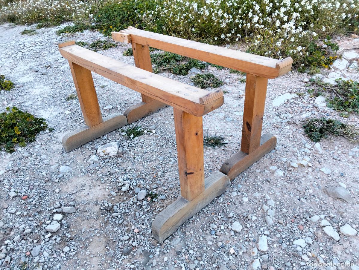 Antig&uuml;edades: Pareja de caballetes burros antiguos soportes de madera antiguos cabestrillos cama de monja a&ntilde;os 40