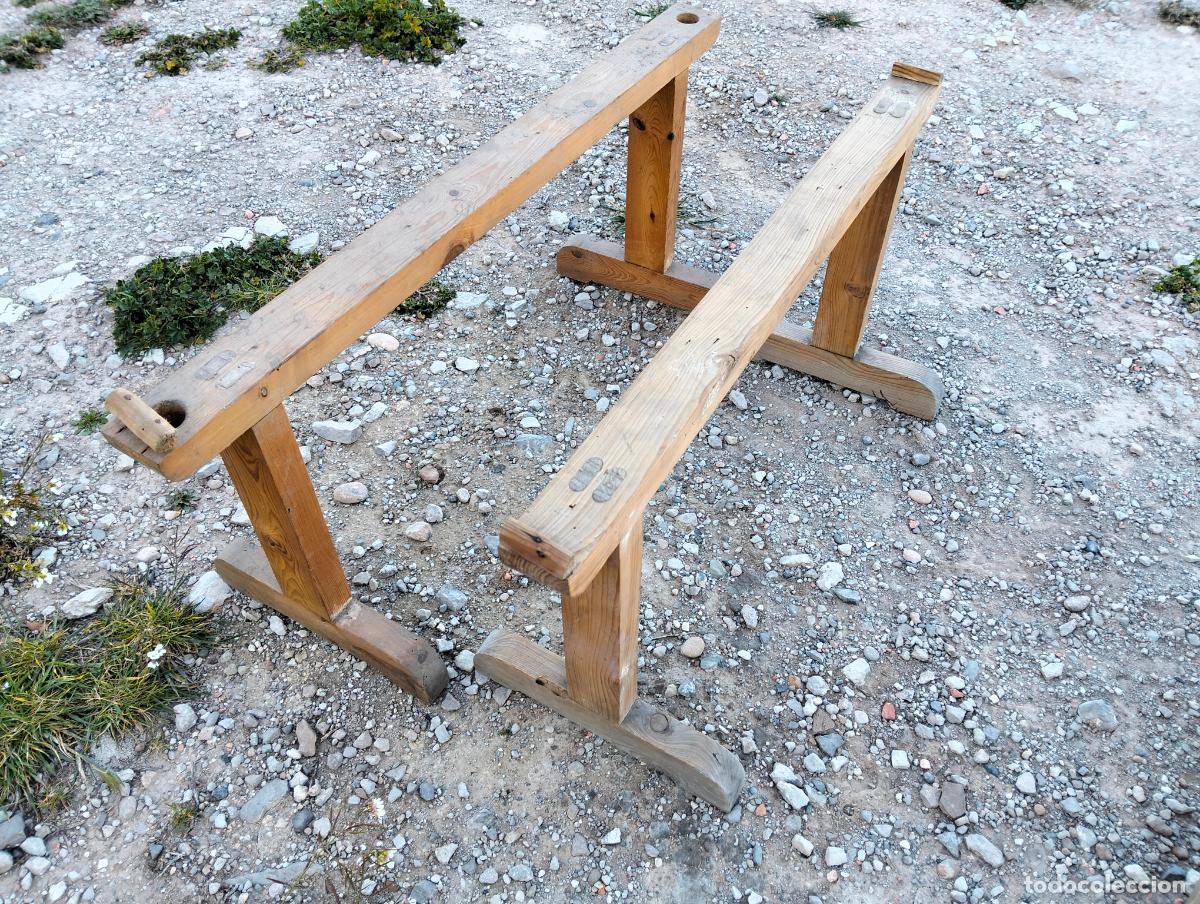 Antig&uuml;edades: Pareja de caballetes burros antiguos soportes de madera antiguos cabestrillos camas de monja a&ntilde;os 30