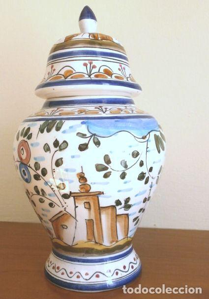 Antig&uuml;edades: JARRON TIBOR HAND PAINTED PORTUGAL 21 CM - CERAMICA