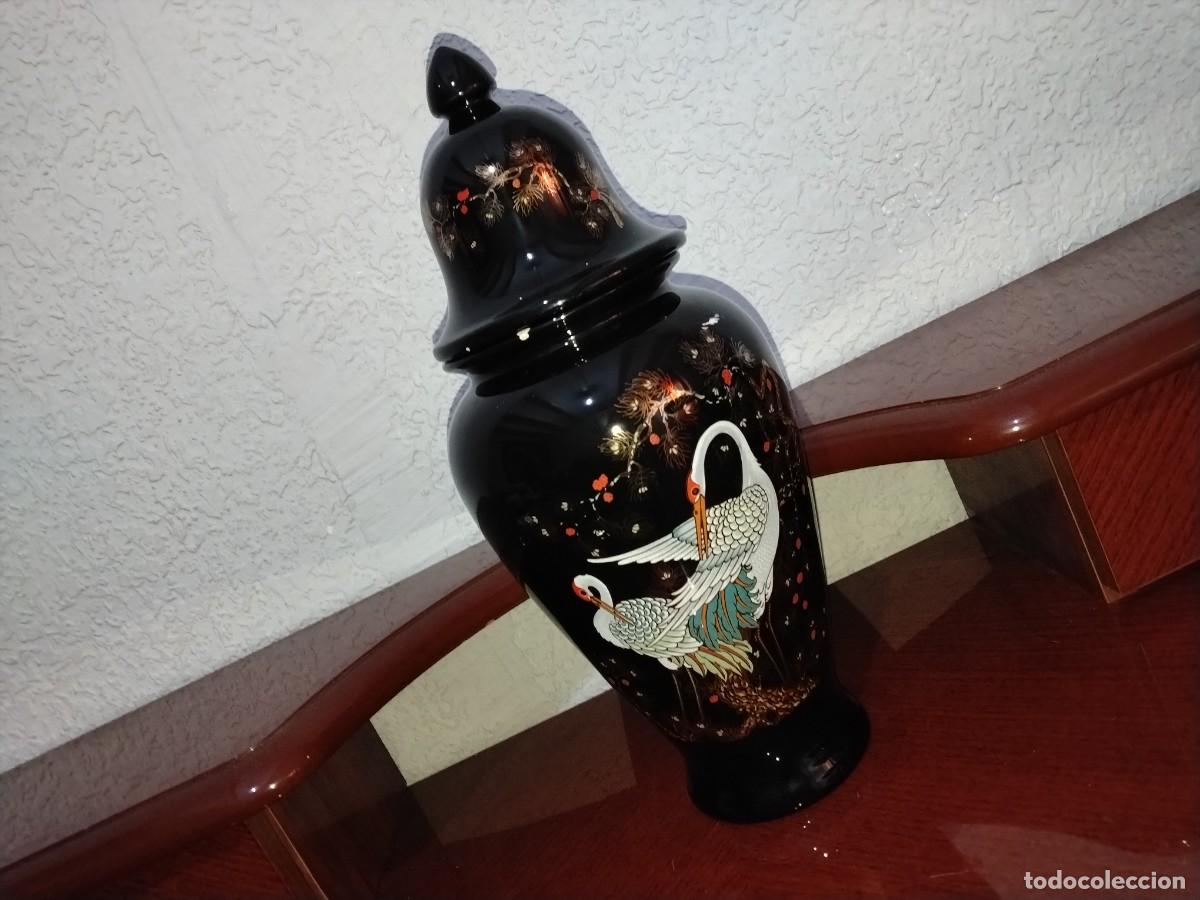 Oggetti Antichi: BONITO JARRON ITALIANO EN PORCELANA CON DISE&Ntilde;O ASI&Aacute;TICO CON AVES Y FLORALES